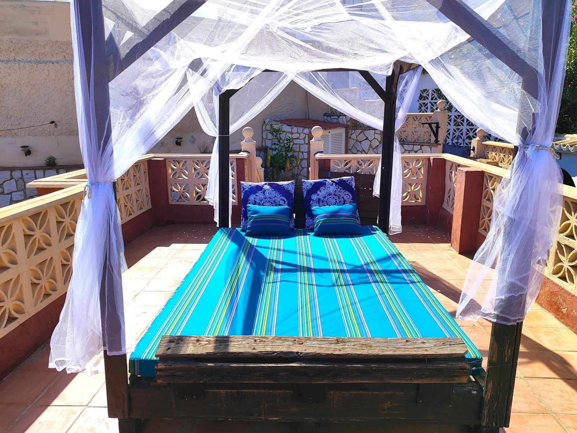 Evans Realty Au Villa Nirvana & Playa & Piscina ฟูเอนฮิโรลา ภายนอก รูปภาพ
